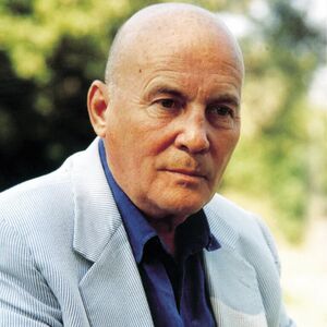 Henze, Hans Werner.jpg