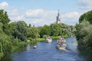 1280px-La Havel à Potsdam (36928106751).jpg