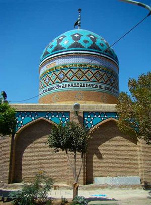 نمایی از گنبد بقعه