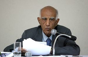 احمد اقتداری