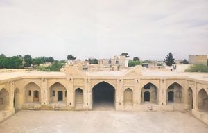 نمایی از کاروانسرا